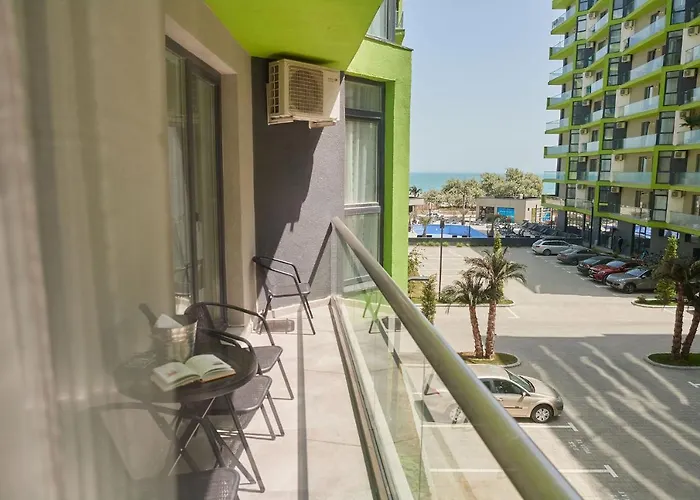 Fanta Sea N Pool Апартаменты